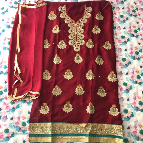 Unstitched Punjabi Suit - Picture 1 of 3